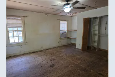 135 Giant Cedar Drive, Whitney, TX 76692 - Photo 8