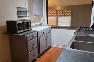 135 Giant Cedar Dr, Whitney, TX 76692 - Photo 4