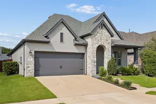 1812 Leo Dr, Van Alstyne, TX 75495 - Photo 2