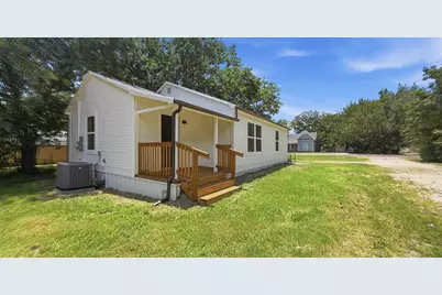 108 N Main Street, Sadler, TX 76264 - Photo 4