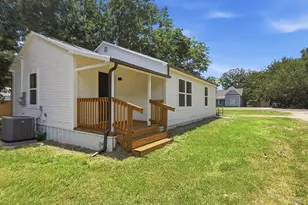 108 N Main St, Sadler, TX 76264 - Photo 4