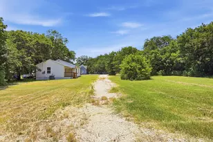108 N Main St, Sadler, TX 76264 - Photo 6