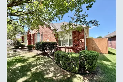 1632 Castle Pines Drive, Frisco, TX 75036 - Photo 2