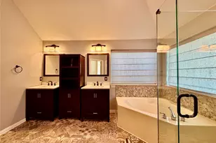 1632 Castle Pines Dr, Frisco, TX 75036 - Photo 20
