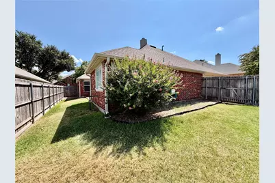 1632 Castle Pines Drive, Frisco, TX 75036 - Photo 28