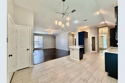 1632 Castle Pines Drive, Frisco, TX 75036 - Photo 10