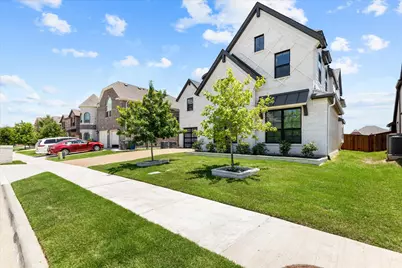 721 Yarrow Street, Little Elm, TX 75068 - Photo 2