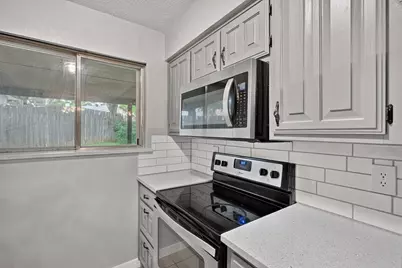 1601 White Oak Court, Denton, TX 76209 - Photo 2