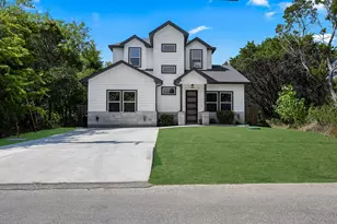 5511 Black Pine Cir, Granbury, TX 76048 - Photo 1