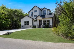 5511 Black Pine Cir, Granbury, TX 76048 - Photo 2