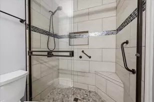 814 Rock Creek Dr, Euless, TX 76039 - Photo 20