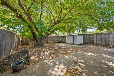 814 Rock Creek Drive, Euless, TX 76039 - Photo 28