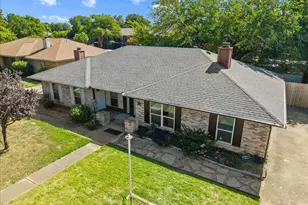 814 Rock Creek Dr, Euless, TX 76039 - Photo 30