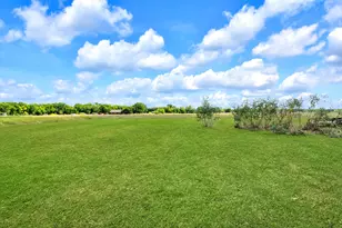 5304 E Line Rd, Whitewright, TX 75491 - Photo 16