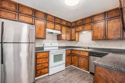6915 W Cleburne Road, Fort Worth, TX 76133 - Photo 10