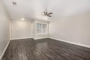 6915 W Cleburne Rd, Fort Worth, TX 76133 - Photo 4