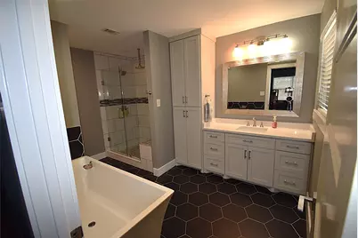 205 E 6th Street, Kaufman, TX 75142 - Photo 16