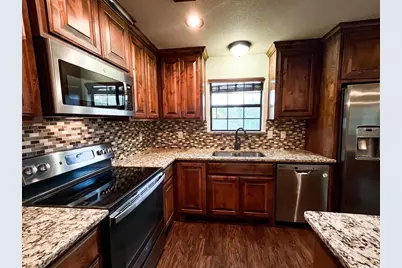 2401 Fox Court, Granbury, TX 76048 - Photo 2