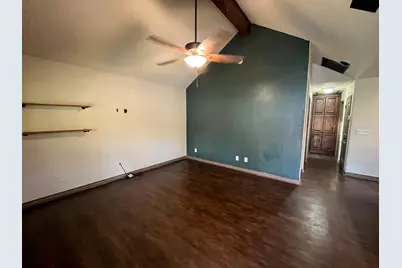 2401 Fox Court, Granbury, TX 76048 - Photo 4