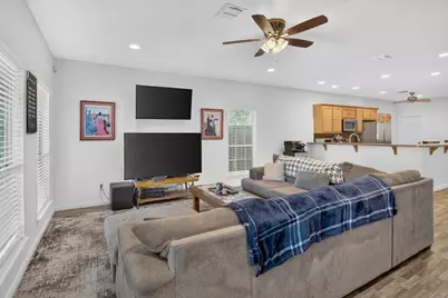1920 S 15th Street, Waco, TX 76706 - Photo 8