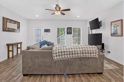 1920 S 15th Street, Waco, TX 76706 - Photo 10