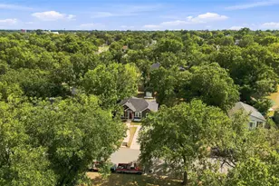 916 W Elm St, Denison, TX 75020 - Photo 36