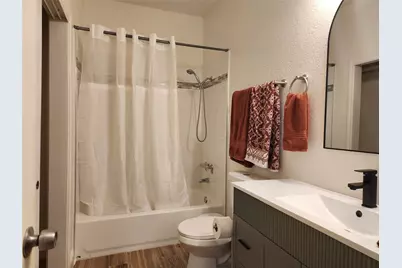4800 W Lovers Lane, Dallas, TX 75209 - Photo 20