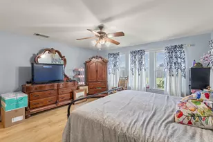 5215 Ganzer Rd W, Krum, TX 76249 - Photo 10