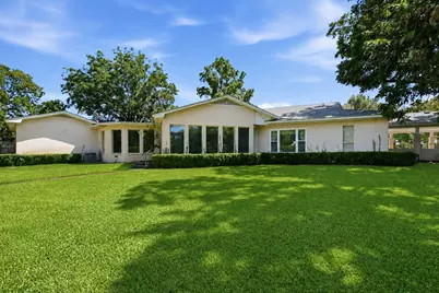 435 Horseshoe Trail W, Aledo, TX 76008 - Photo 2
