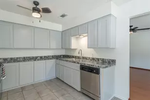 4024 Frazier Ave, Fort Worth, TX 76110 - Photo 8