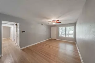 1233 Fair Oaks Dr, Irving, TX 75060 - Photo 4