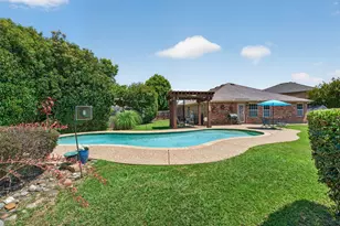 2151 Van Zandt Dr, Grand Prairie, TX 75052 - Photo 24