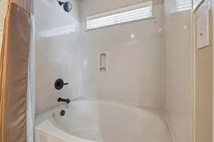 2151 Van Zandt Dr, Grand Prairie, TX 75052 - Photo 14