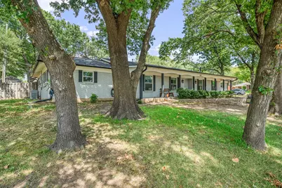 1507 Greenbrier Drive, Sherman, TX 75092 - Photo 2