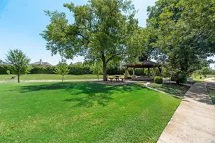 3913 Goose Creek Pkwy, Garland, TX 75040 - Photo 38