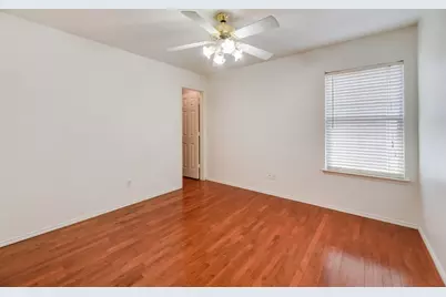 3913 Goose Creek Parkway, Garland, TX 75040 - Photo 32