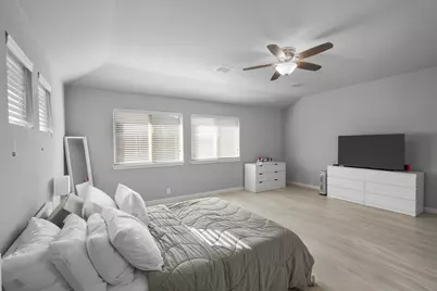 817 Cloverwood Drive, Fort Worth, TX 76036 - Photo 12
