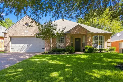 512 Coventry Drive, Grapevine, TX 76051 - Photo 1