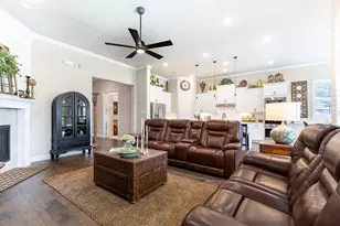 1101 10th St, Argyle, TX 76226 - Photo 12