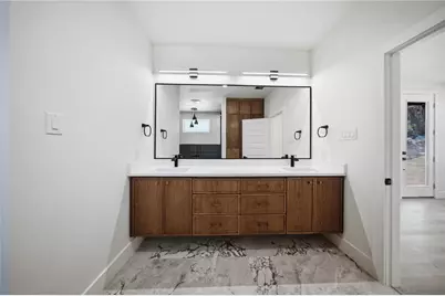 5743 Plum Dale Road, Dallas, TX 75241 - Photo 10