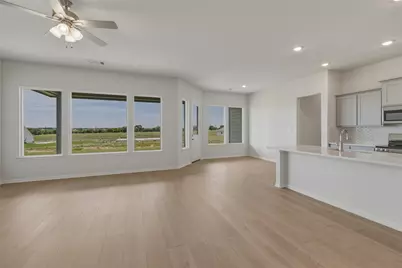 136 Hillview Trail, Decatur, TX 76234 - Photo 6