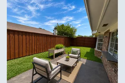 733 Middle Cove Drive, Plano, TX 75023 - Photo 14
