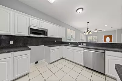 1206 N 15th Street, Waco, TX 76707 - Photo 6