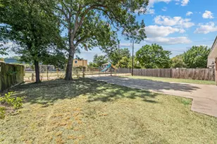 1206 N 15th St, Waco, TX 76707 - Photo 14