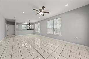 1206 N 15th St, Waco, TX 76707 - Photo 2