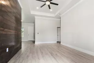 804 S 4th St, Bonham, TX 75418 - Photo 4