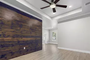804 S 4th St, Bonham, TX 75418 - Photo 2