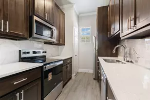 804 S 4th St, Bonham, TX 75418 - Photo 10