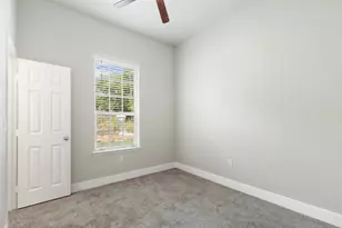 804 S 4th St, Bonham, TX 75418 - Photo 20
