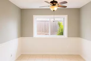 3313 Lakeview Dr, Grapevine, TX 76051 - Photo 10